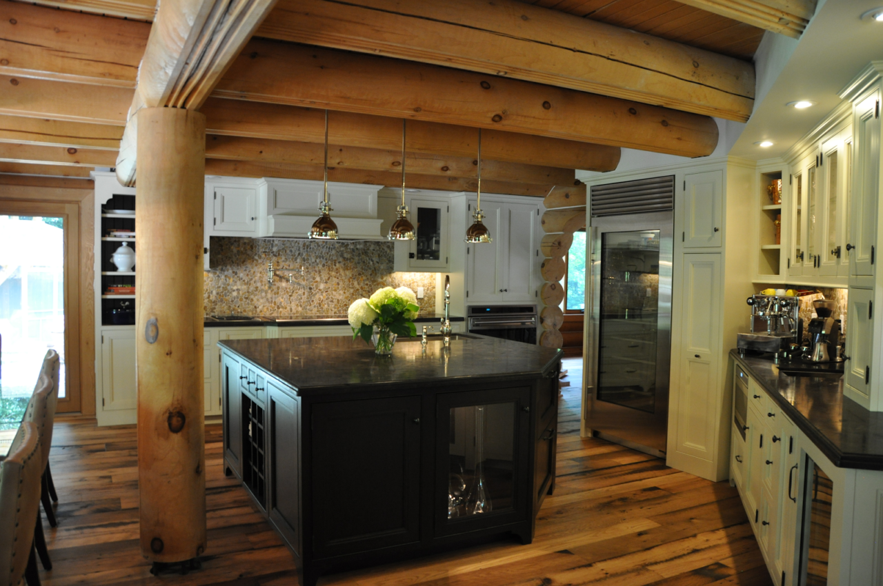 pic of log cabin kitchen design